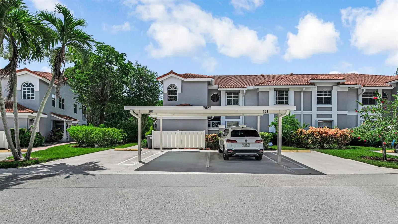 7027 Summer Tree Drive # 201, Boynton Beach FL 33437