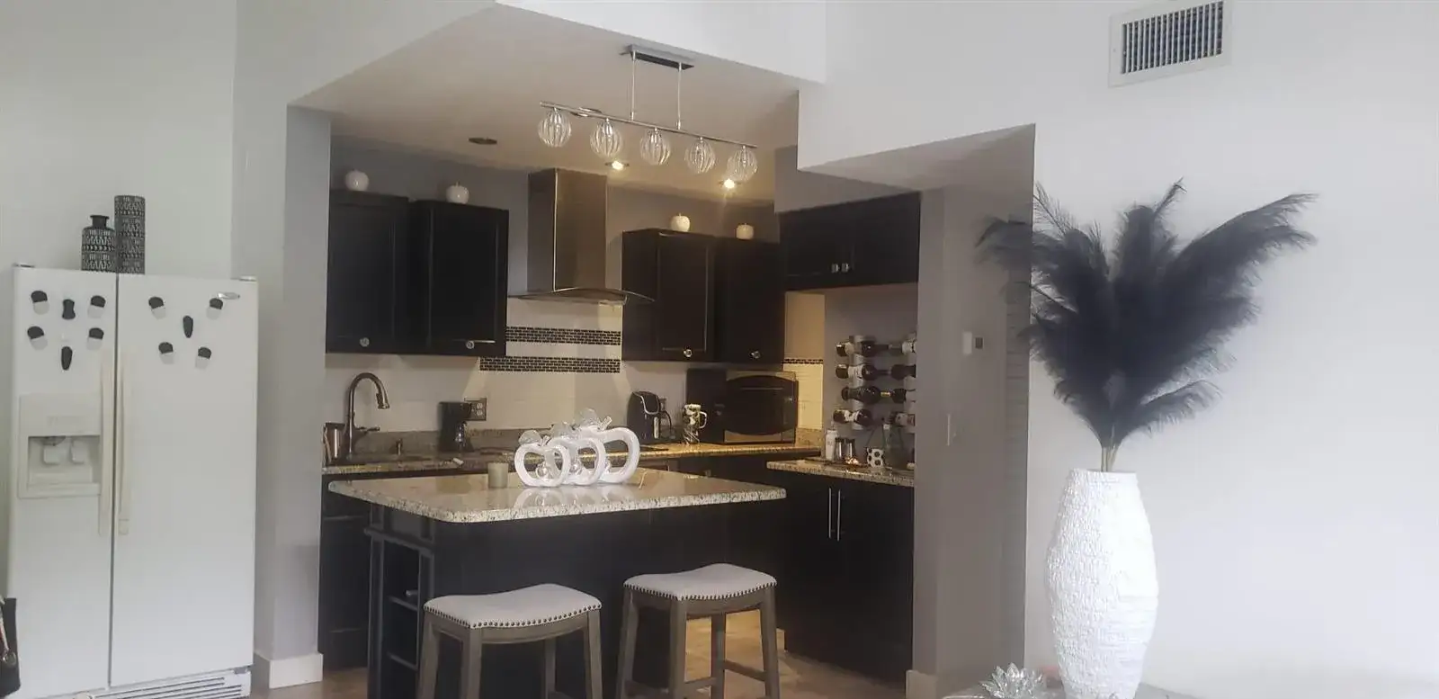 629 Sea Pine Way # F3, FL 33415 photo 2