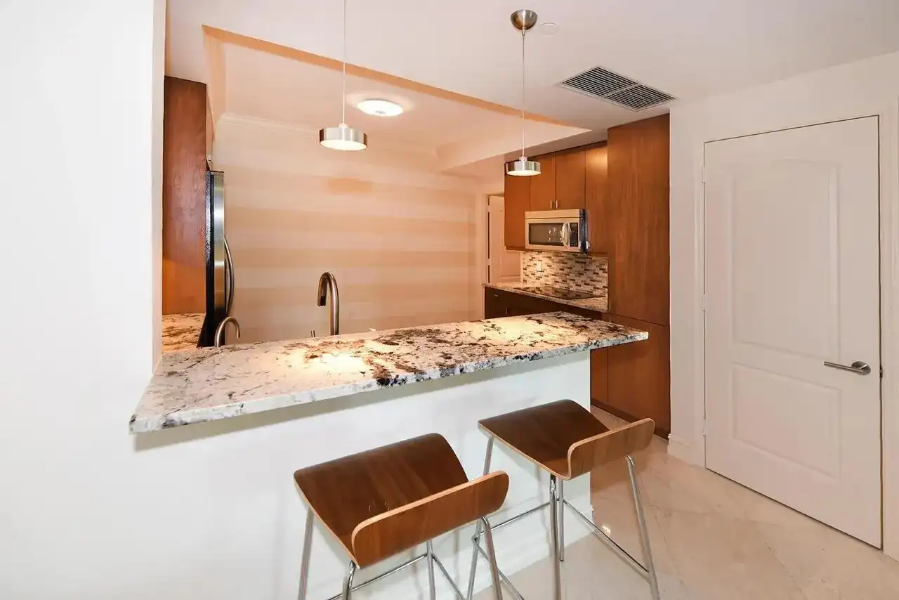 550 SE Mizner Boulevard # B206, Boca Raton FL 33432