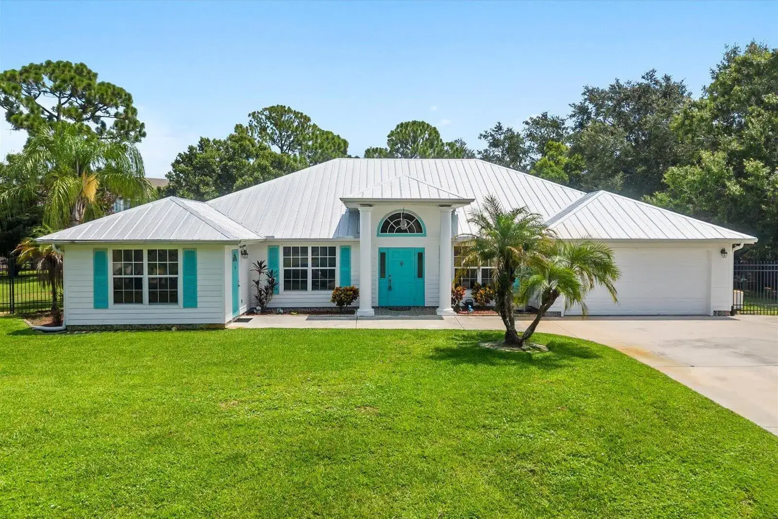 1799 SE BLOCKTON Avenue, Port St. Lucie FL 34952