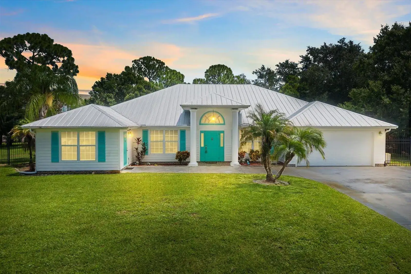 1799 SE BLOCKTON Avenue, Port St. Lucie FL 34952 photo 2