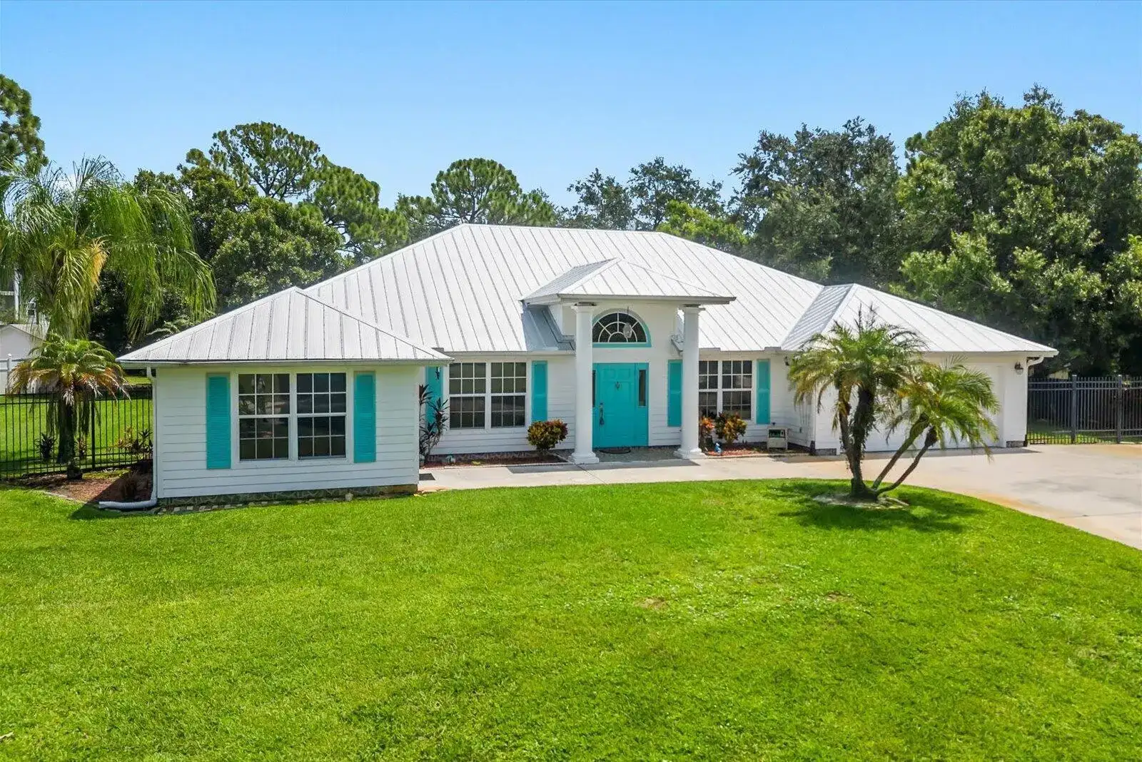 1799 SE BLOCKTON Avenue, Port St. Lucie FL 34952 photo 3