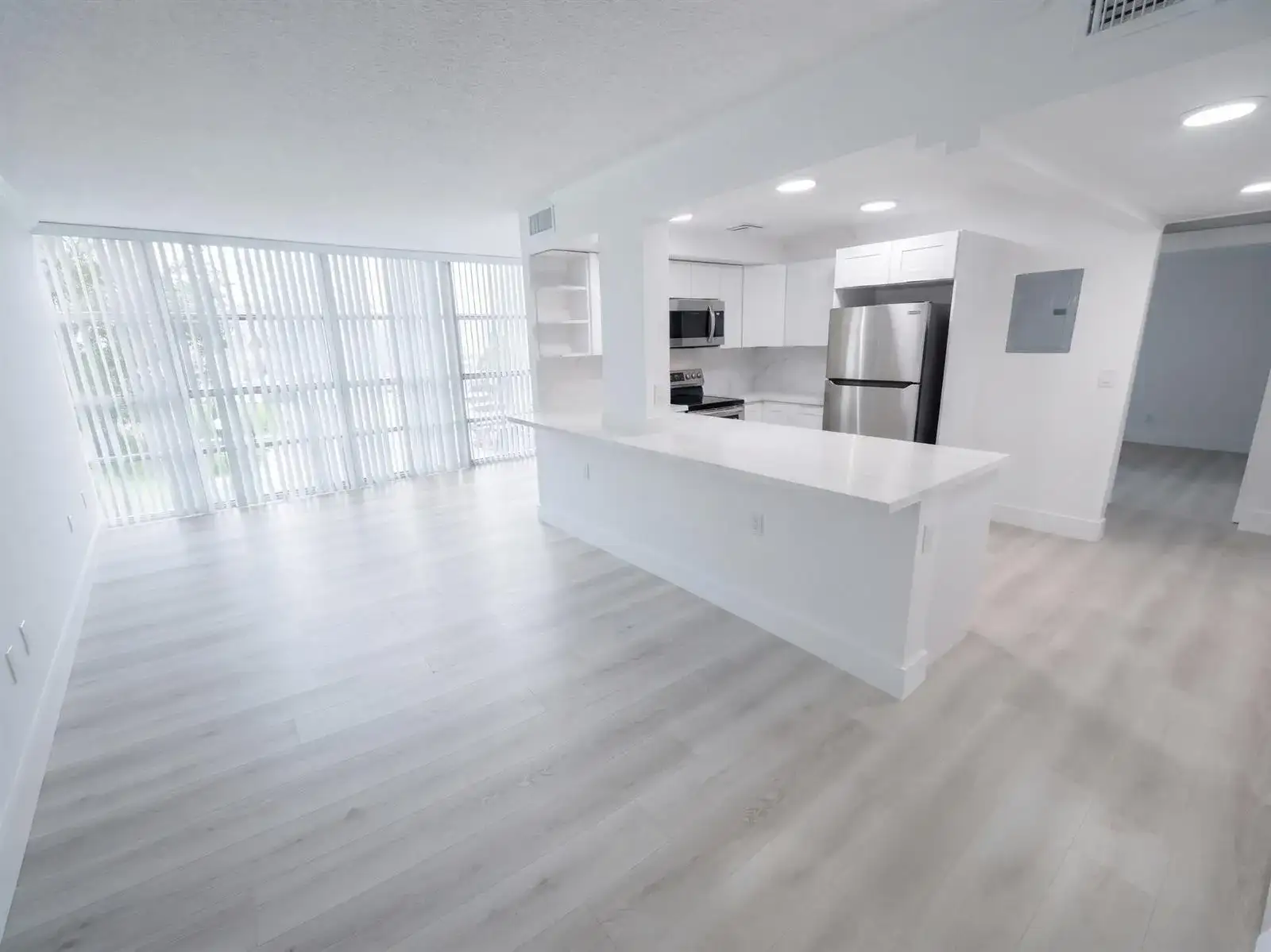 801 Three Islands Boulevard # 209, Hallandale Beach FL 33009 photo 2