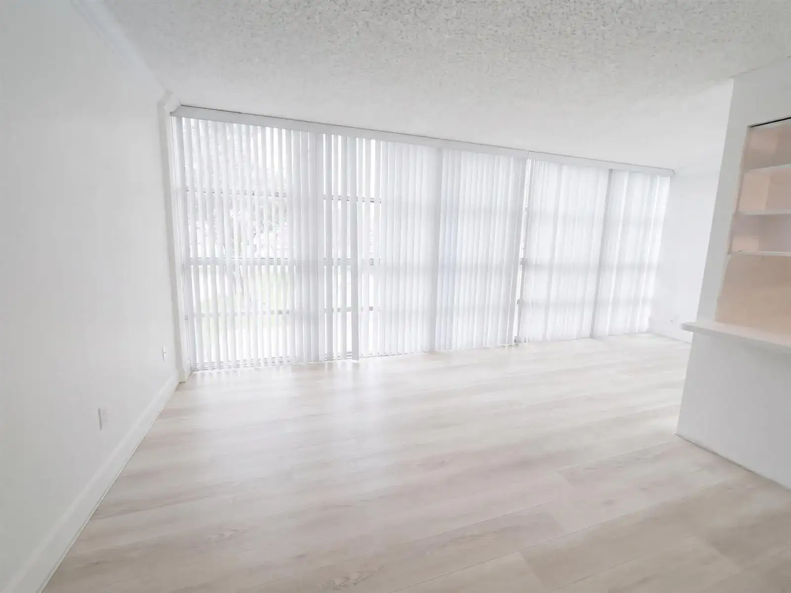 801 Three Islands Boulevard # 209, Hallandale Beach FL 33009 photo 3