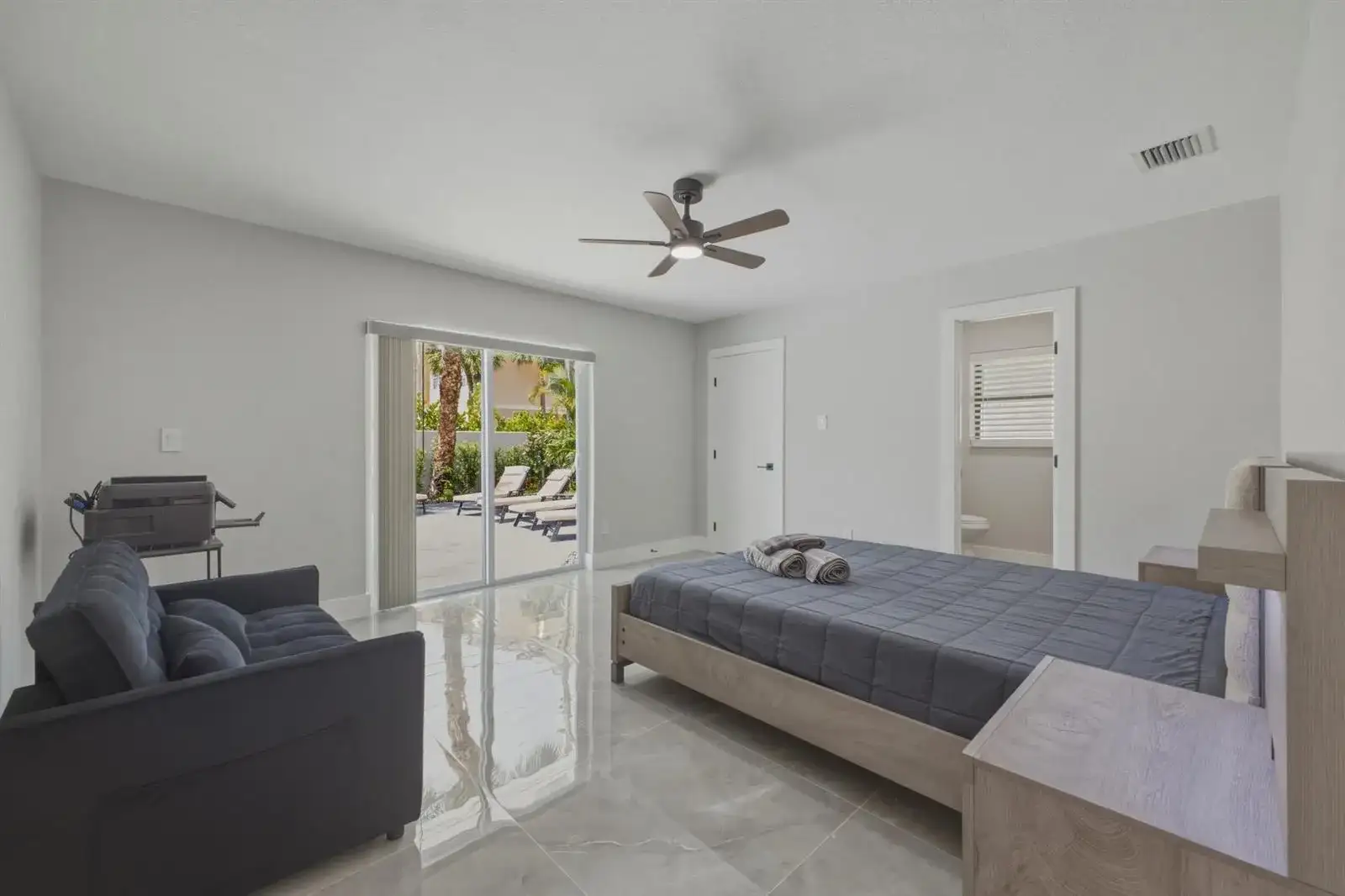 632 Las Palmas Park, Boynton Beach FL 33435 photo 4
