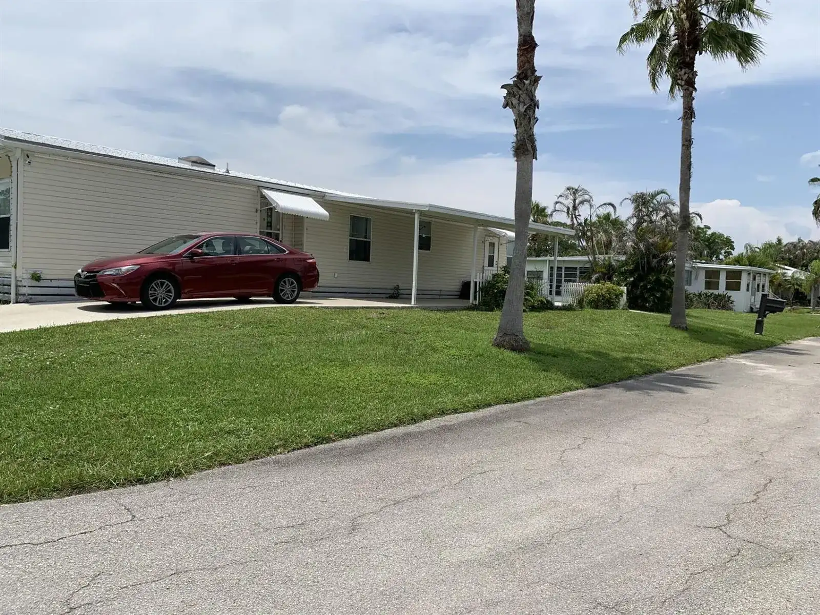 28 SE Flamenco Way, Port St. Lucie FL 34952 photo 3