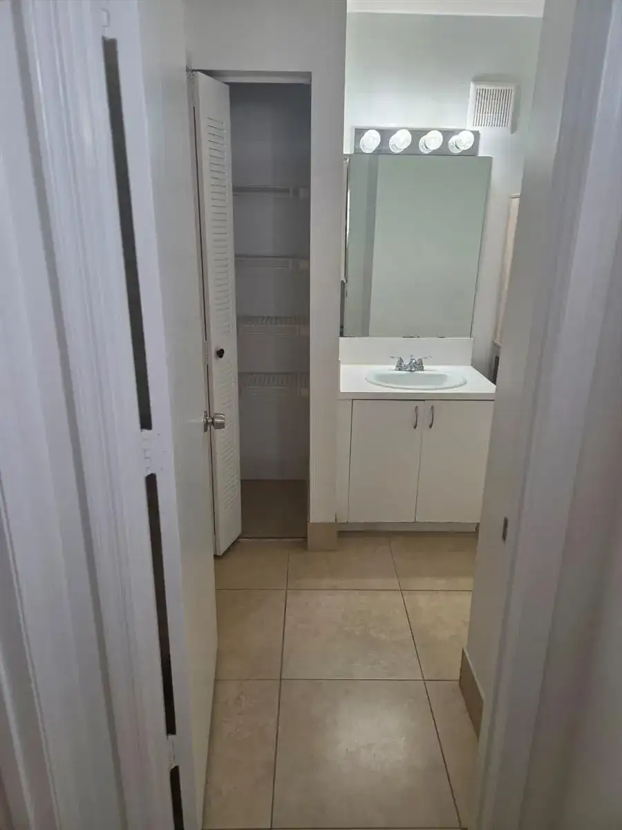 12130 SAINT ANDREWS Place # 207, Miramar FL 33025 photo 5