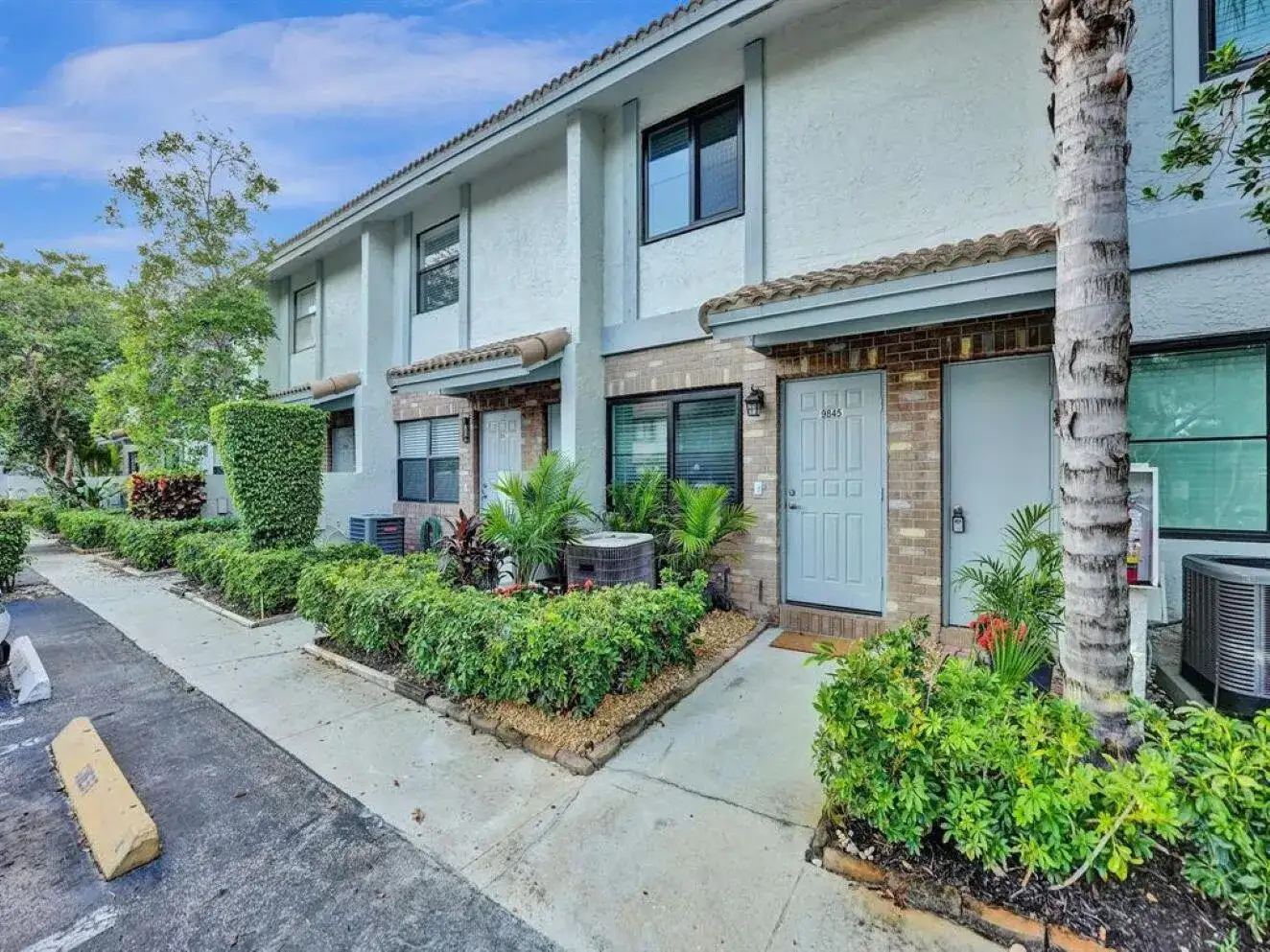9845 RIVERSIDE Drive # 28, Coral Springs FL 33071 photo 2