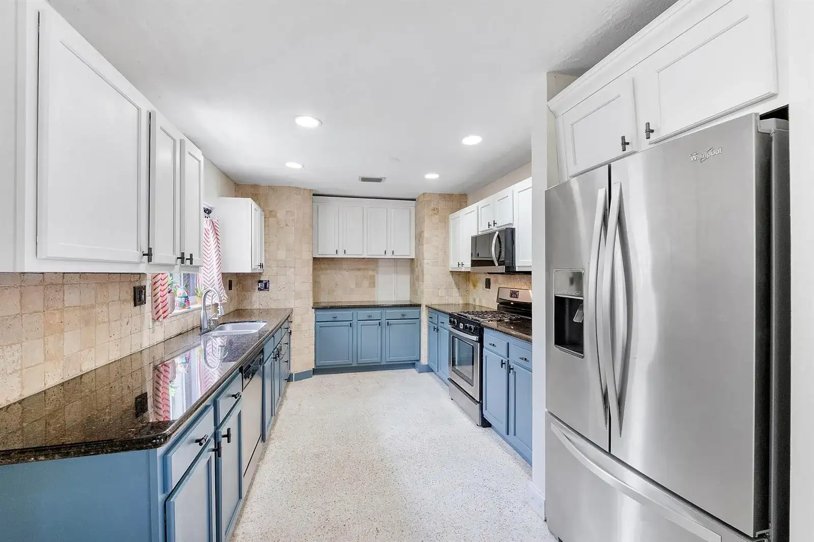 2933 NE 1st Avenue, Wilton Manors FL 33334 photo 3