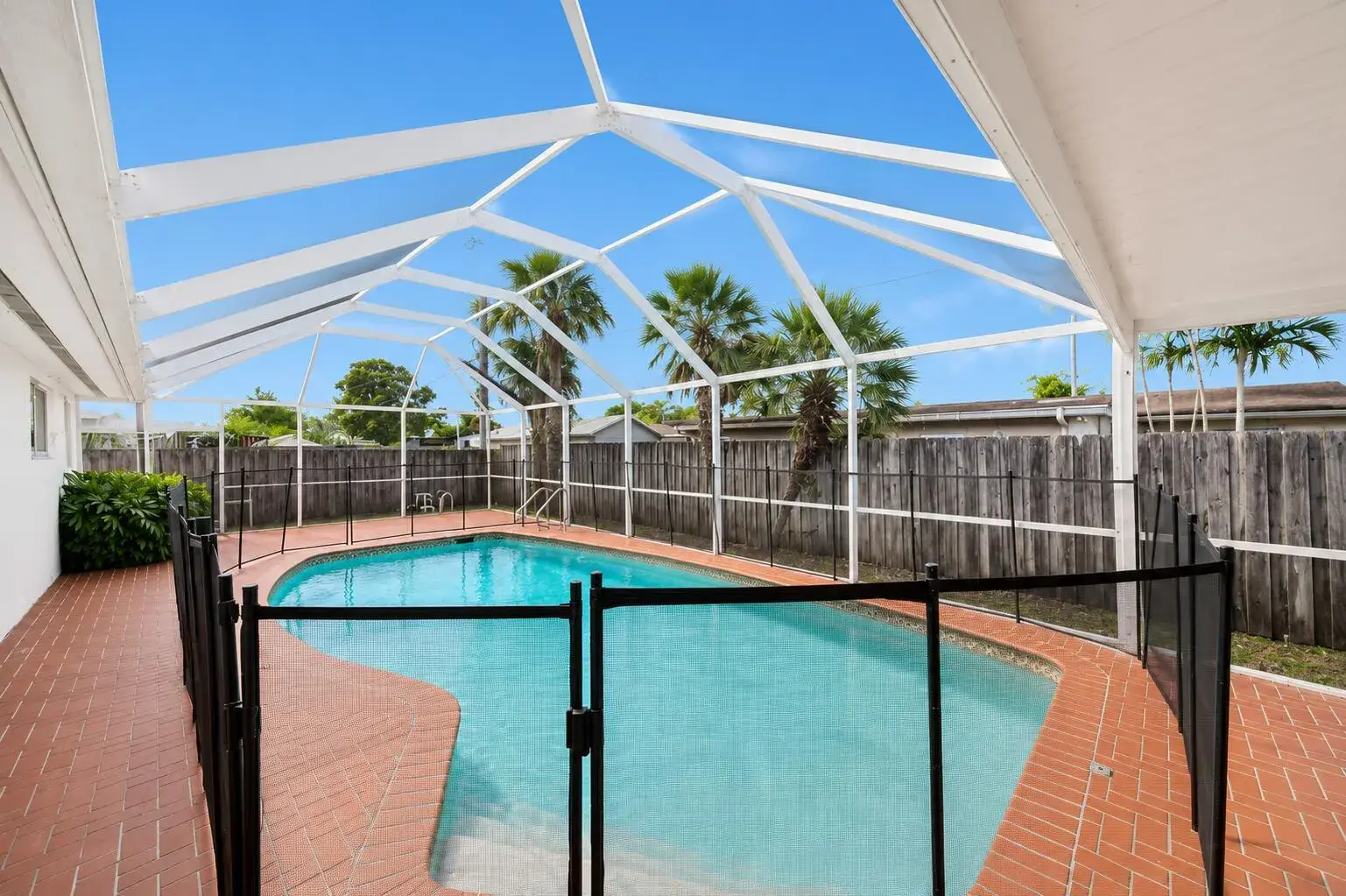 8721 SW 200TH Terrace, Cutler Bay FL 33189 photo 4