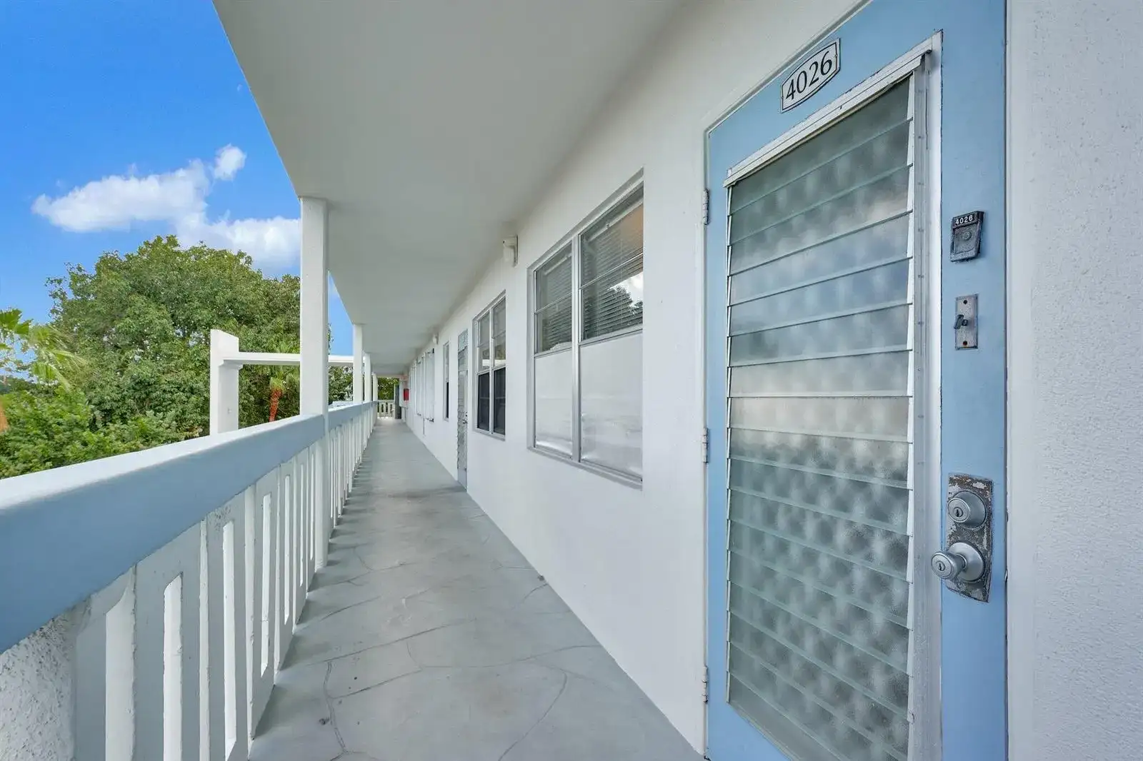 4026 Swansea B Crescent, Deerfield Beach FL 33442 photo 2