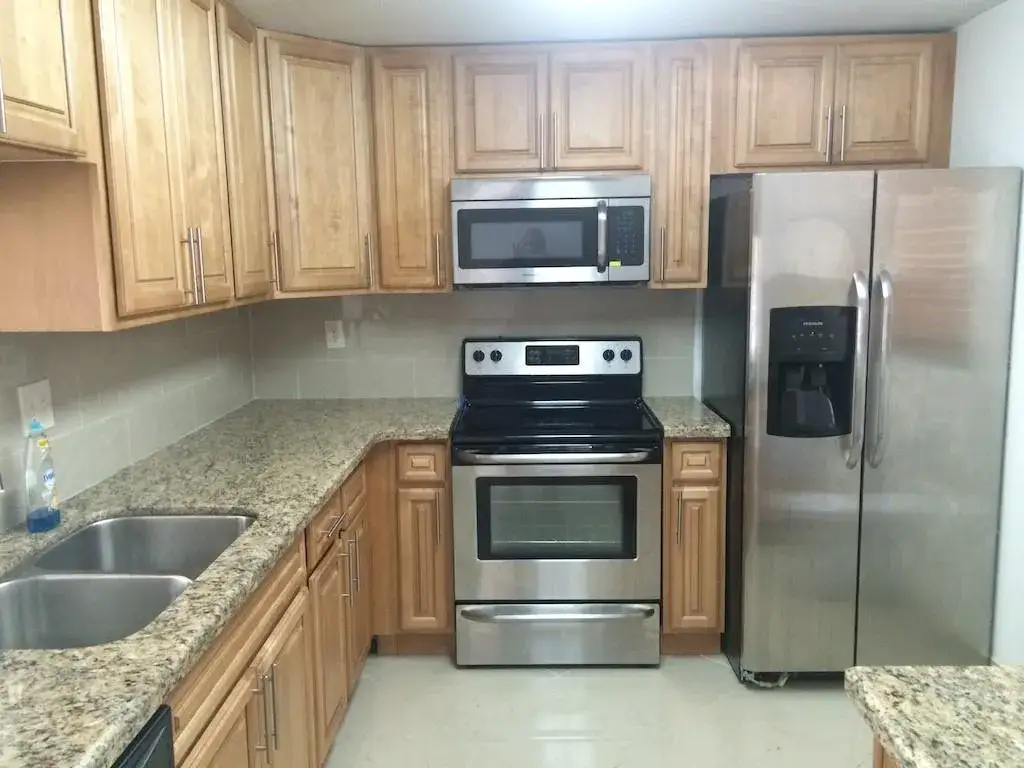 485 N Pine Island Road # 201A, Plantation FL 33324