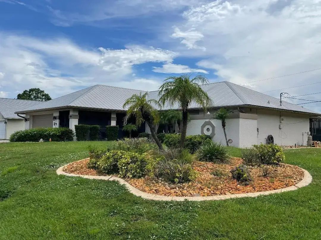 6409 NW FRIENDLY Circle, Port St. Lucie FL 34983 photo 2