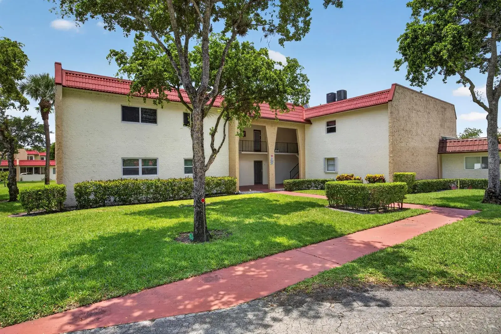 355 Lake Frances Drive, West Palm Beach FL 33411