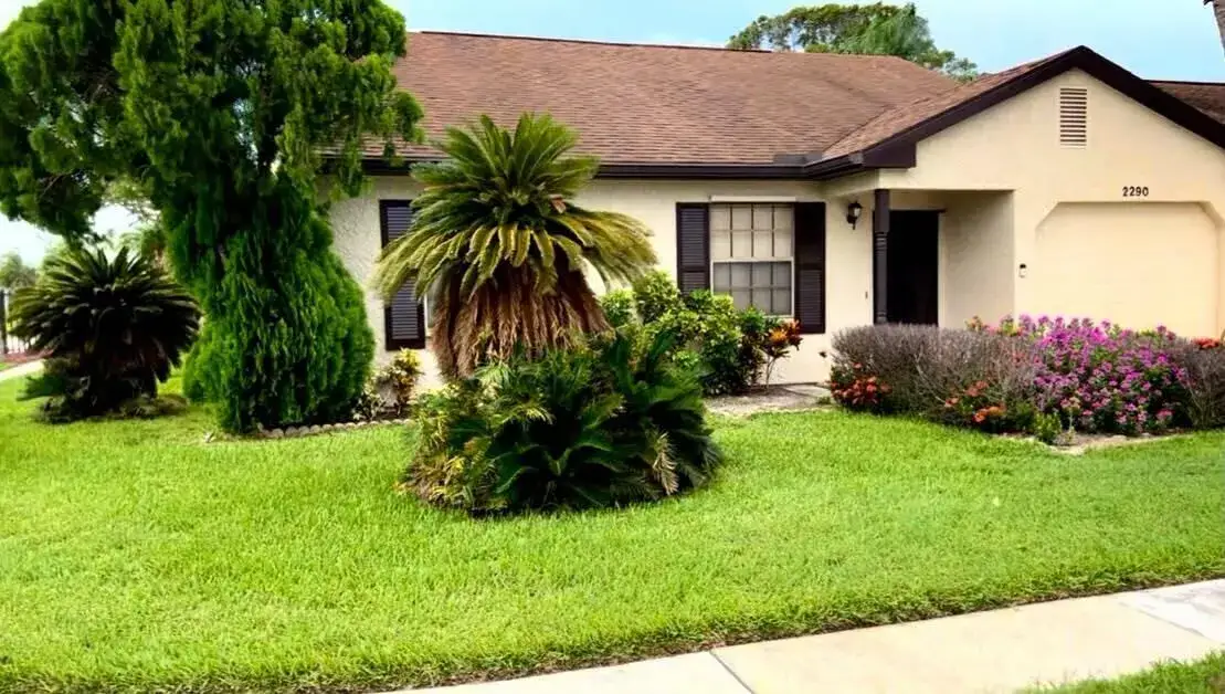 2290 SE Breckenridge Circle, Port St. Lucie FL 34952