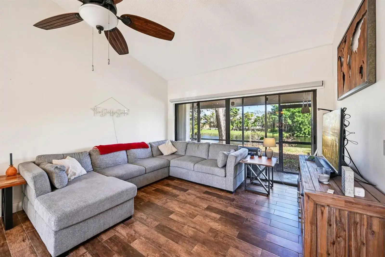 22 VIA DE CASAS SUR # 103, Boynton Beach FL 33426 photo 2