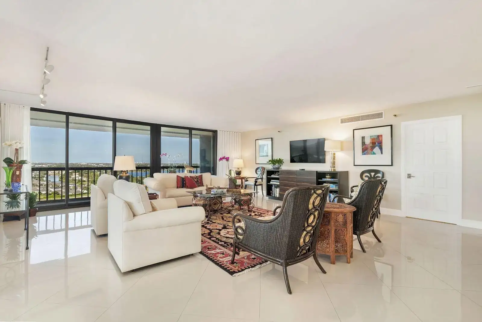 2480 PRESIDENTIAL Way # 1901, West Palm Beach FL 33401 photo 4