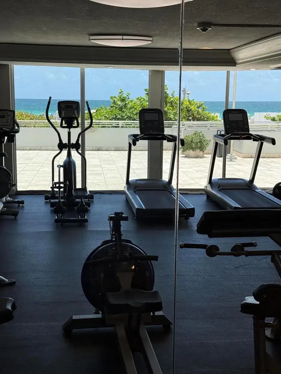 465 OCEAN Drive # 320, Miami Beach FL 33139 photo 3