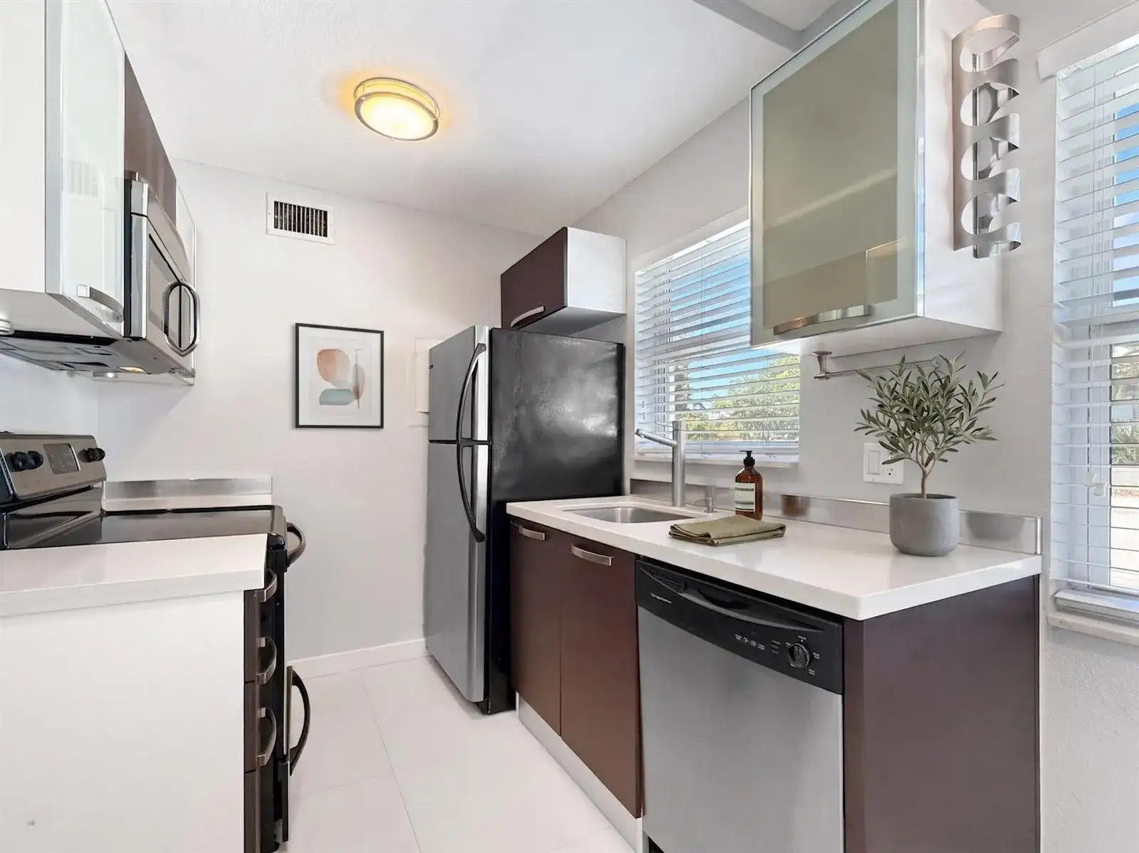 416 NE 15th Avenue # 12, Fort Lauderdale FL 33301 photo 2