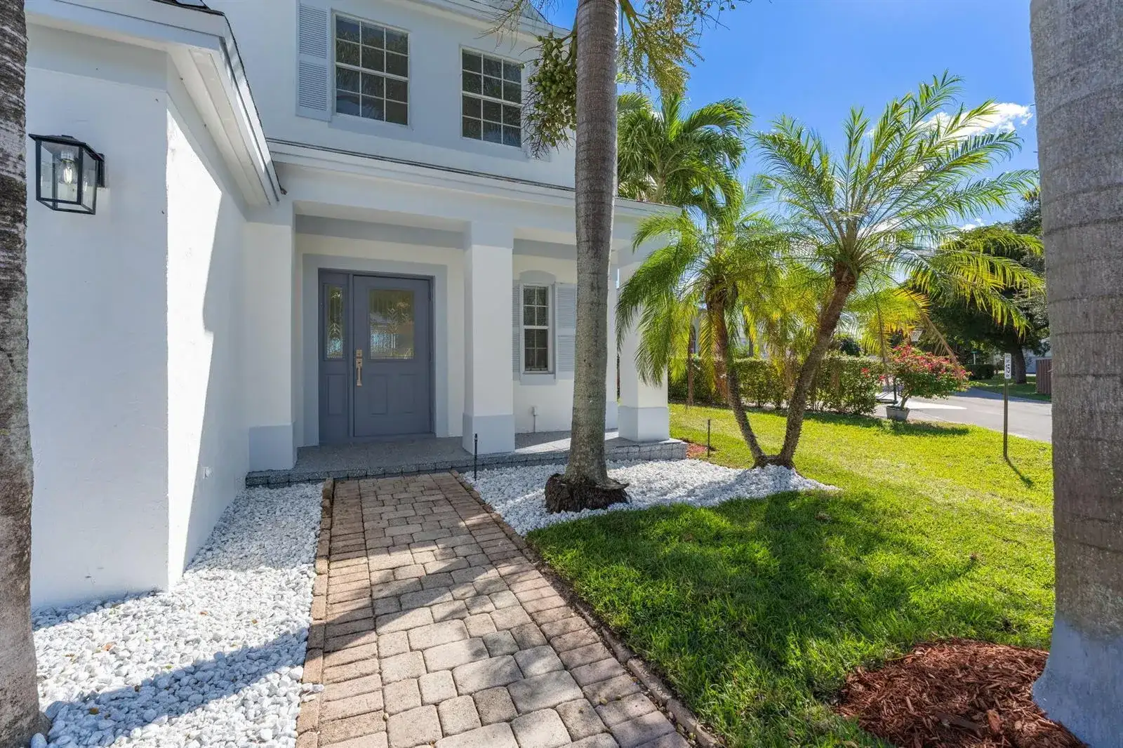 31 Swallow Drive, Boynton Beach FL 33436 photo 2