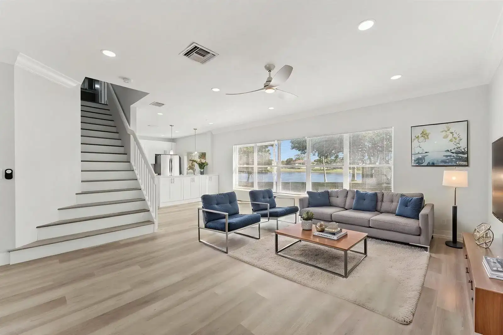 31 Swallow Drive, Boynton Beach FL 33436 photo 4