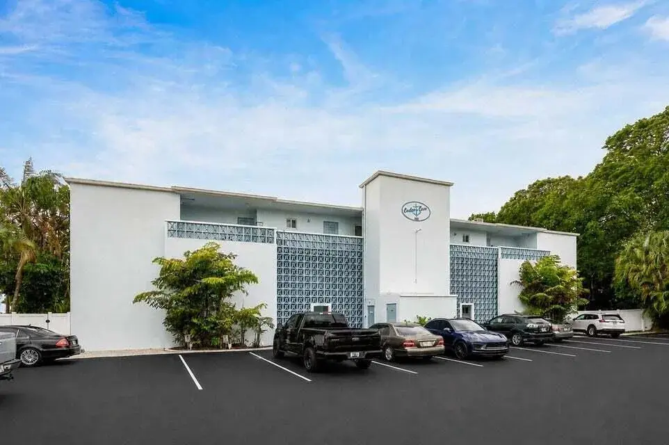 628 Southwind Circle # 8, North Palm Beach FL 33408