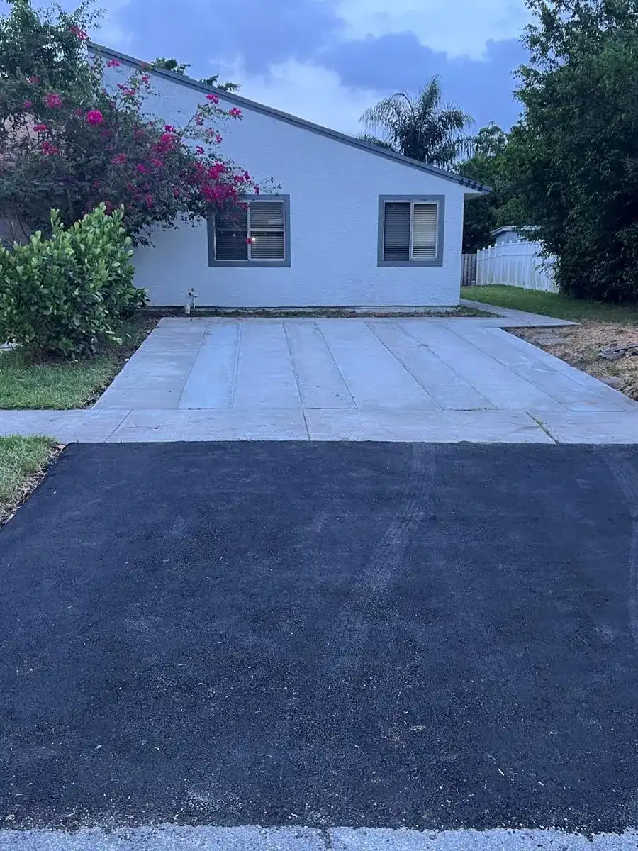 5335 NW 5th Street, Delray Beach FL 33445