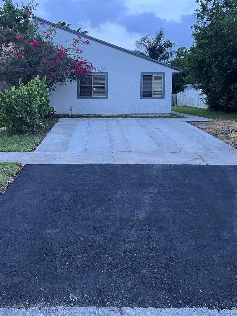 5335 NW 5th Street, Delray Beach FL 33445