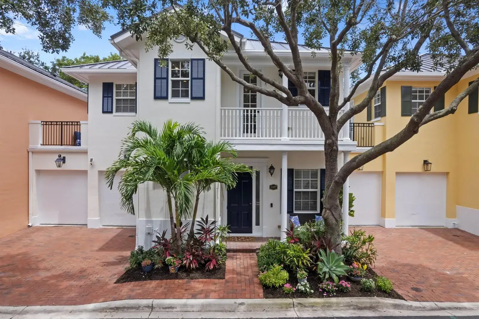 1057 E HERITAGE CLUB Circle, Delray Beach FL 33483 photo 2