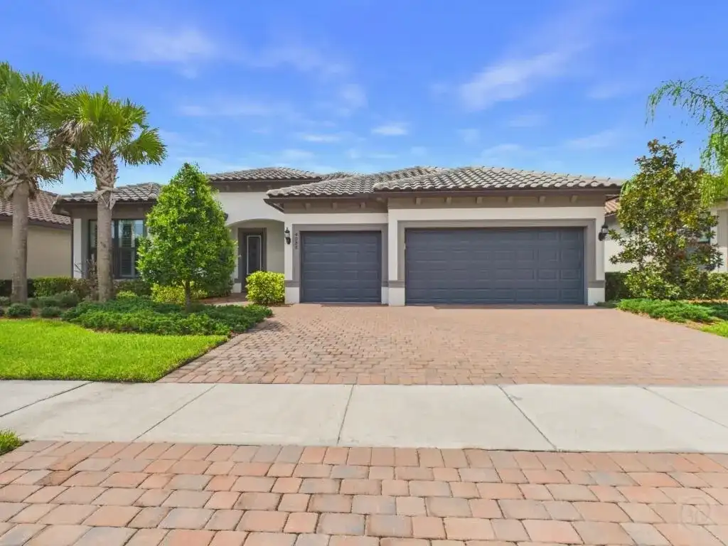 4088 BASKET OAK Circle, Vero Beach FL 32967