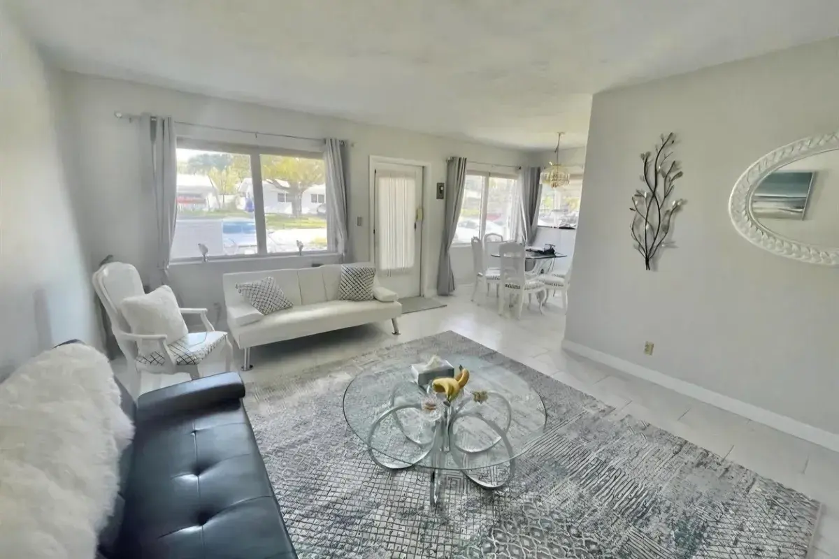 1920 NE 51ST Court NE # 101, Fort Lauderdale FL 33308