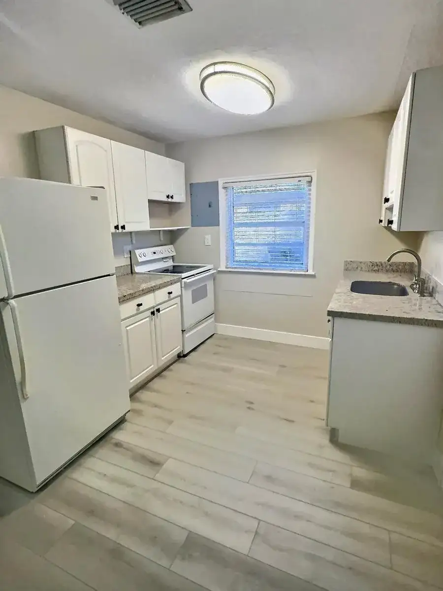 1122 SW 2nd Court # 4, Fort Lauderdale FL 33312 photo 4