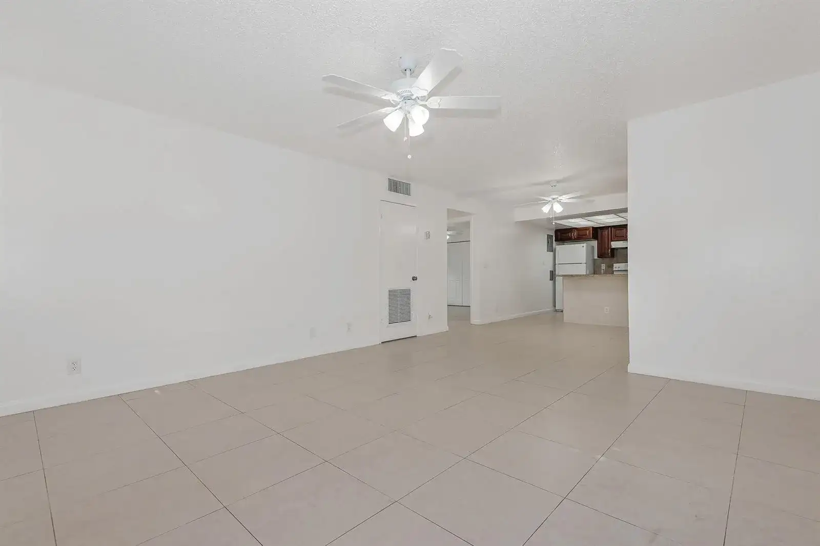 8830 W SAMPLE Road # 3, Coral Springs FL 33065 photo 4
