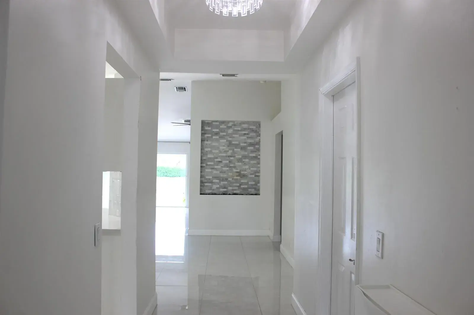 1590 ORION Lane, Weston FL 33327 photo 2