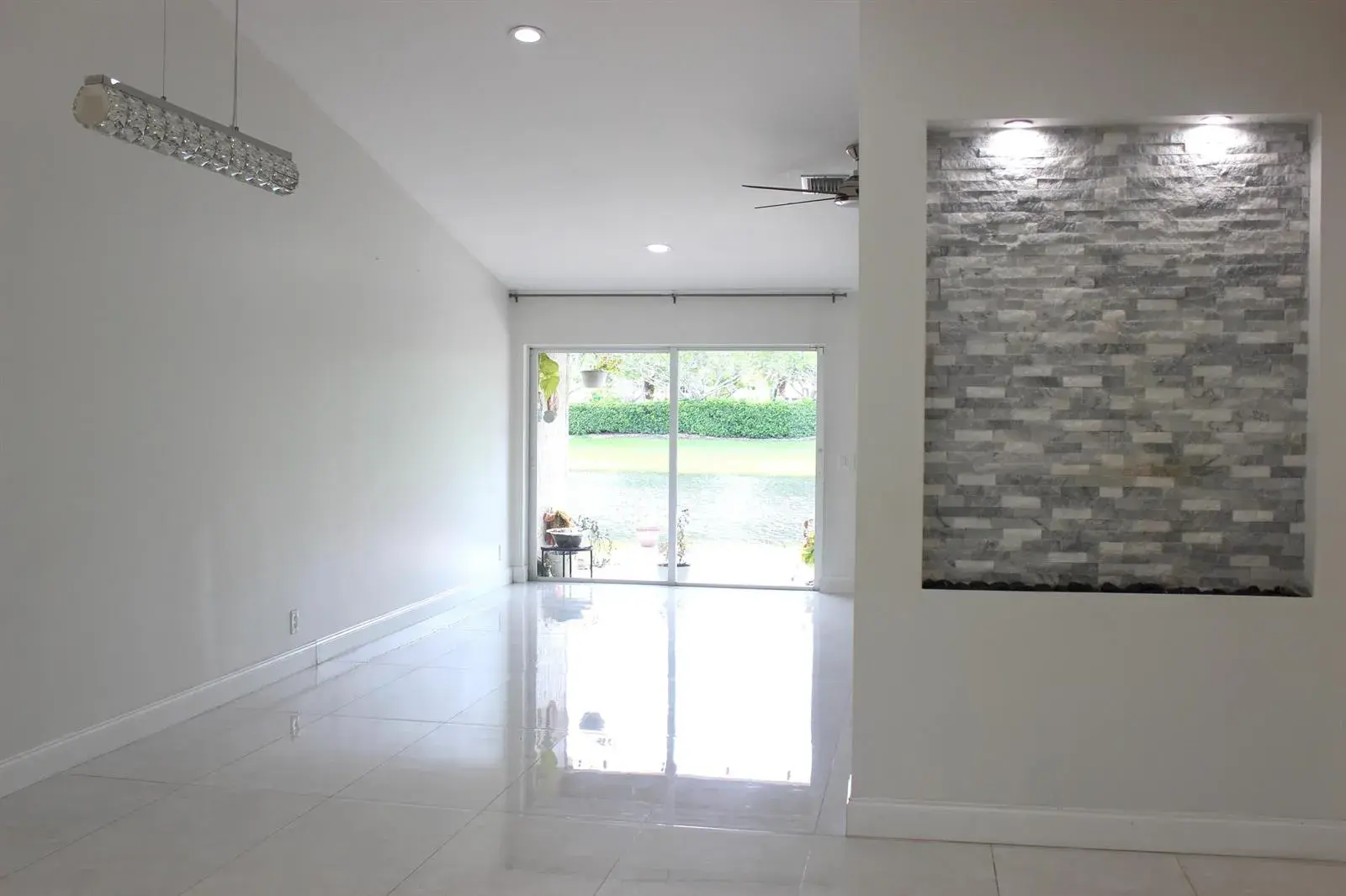 1590 ORION Lane, Weston FL 33327 photo 3