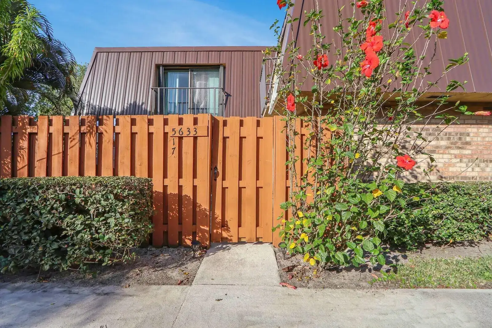 5633 SE WINDSONG Lane, Stuart FL 34997