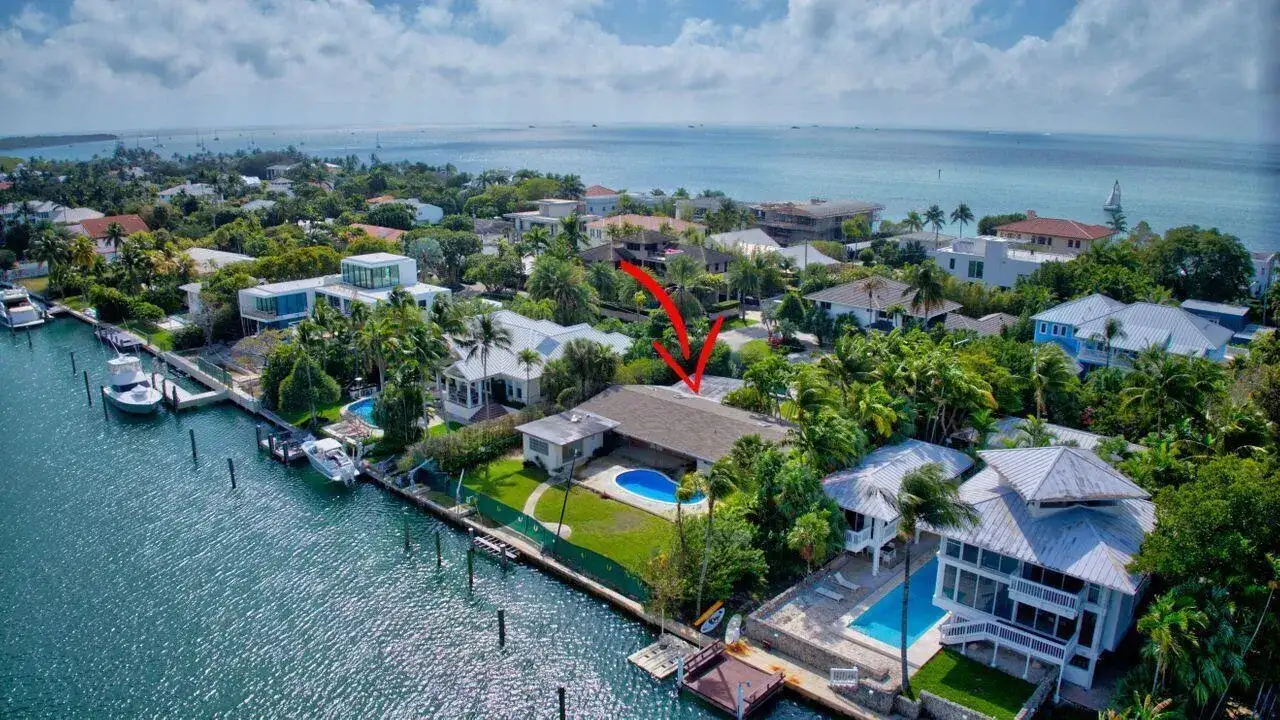 631 N Mashta Drive, Key Biscayne FL 33149 photo 4