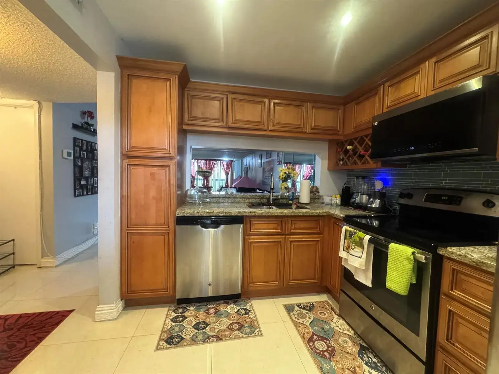 6575 W OAKLAND PARK Boulevard # 402, Lauderhill FL 33313 photo 3