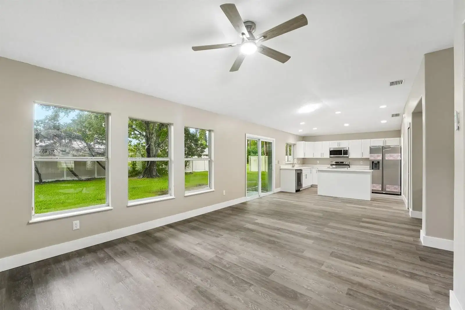 19 Emerson Drive, Palm Coast FL 32164 photo 3