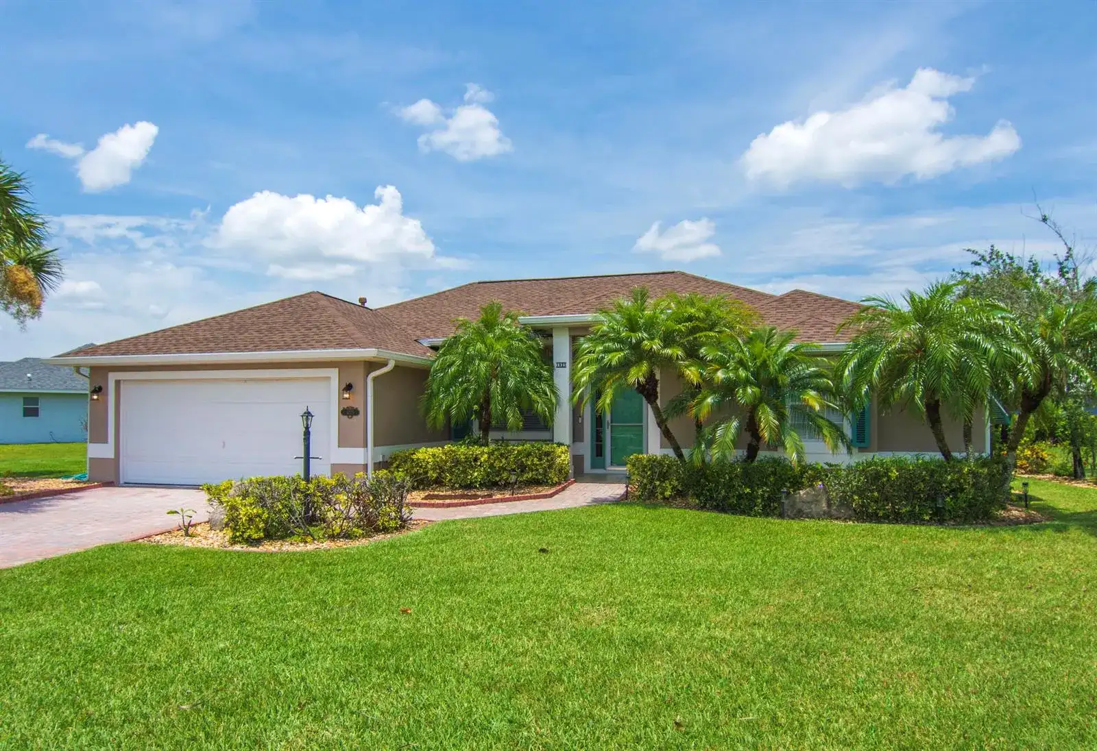 1025 SOUTHLAKES Way SW, Vero Beach FL 32968 photo 2