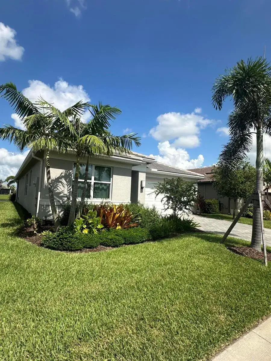 11664 SW River Crossing Place, Port St. Lucie FL 34987 photo 2