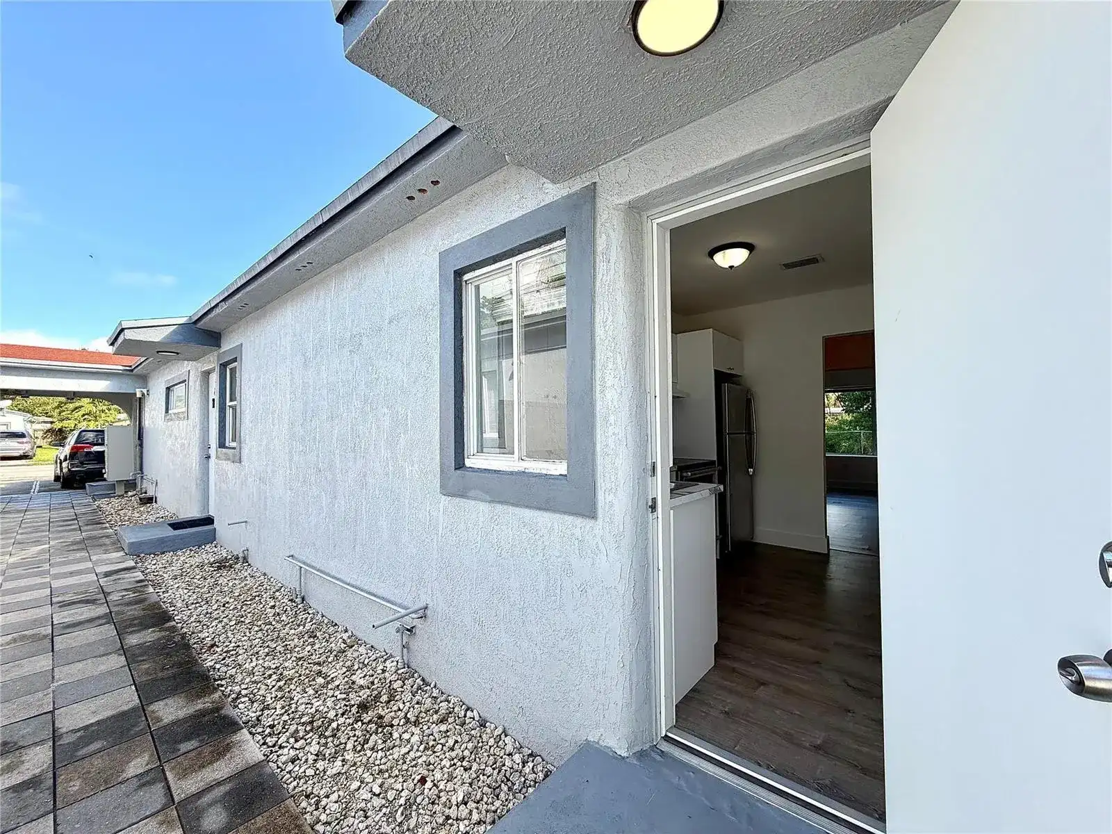 614 NE 3rd Street # 8, Hallandale Beach FL 33009