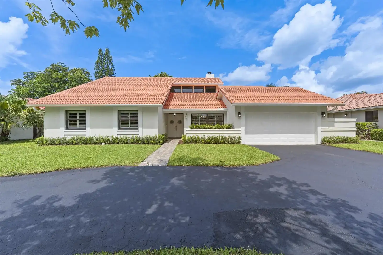 546 NW 105TH Drive, Coral Springs FL 33071 photo 2