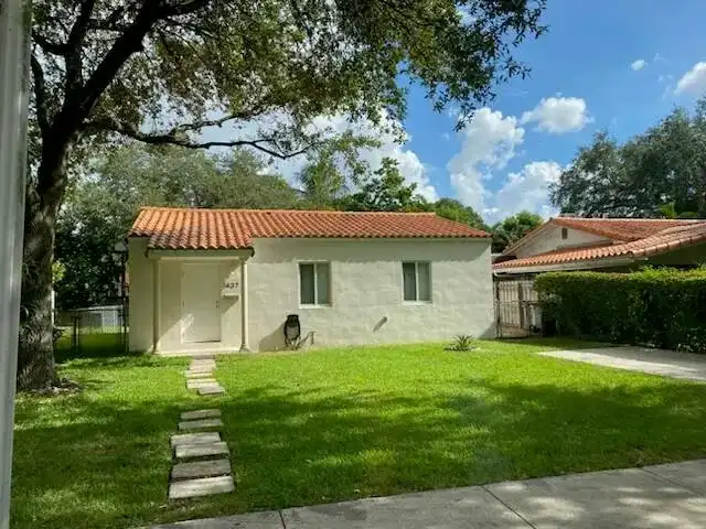 437 LARK Avenue, Miami Springs FL 33166
