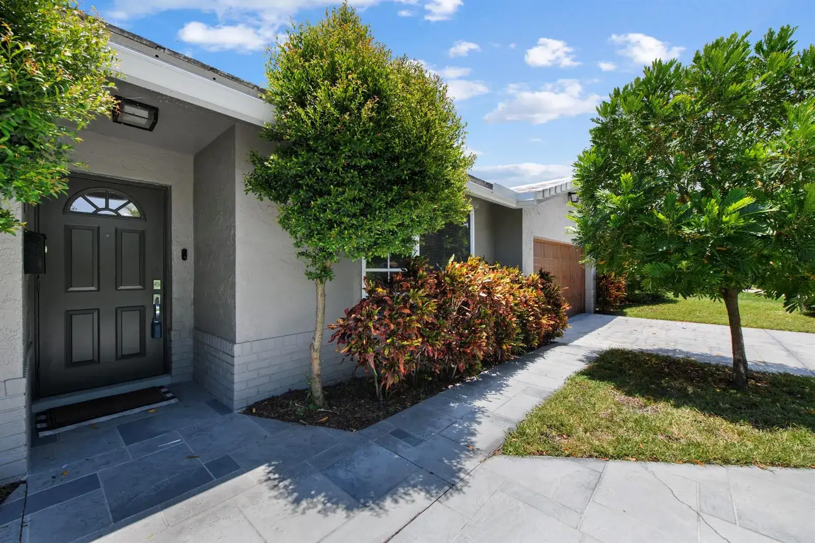 1226 SE 14TH Street, Deerfield Beach FL 33441 photo 2