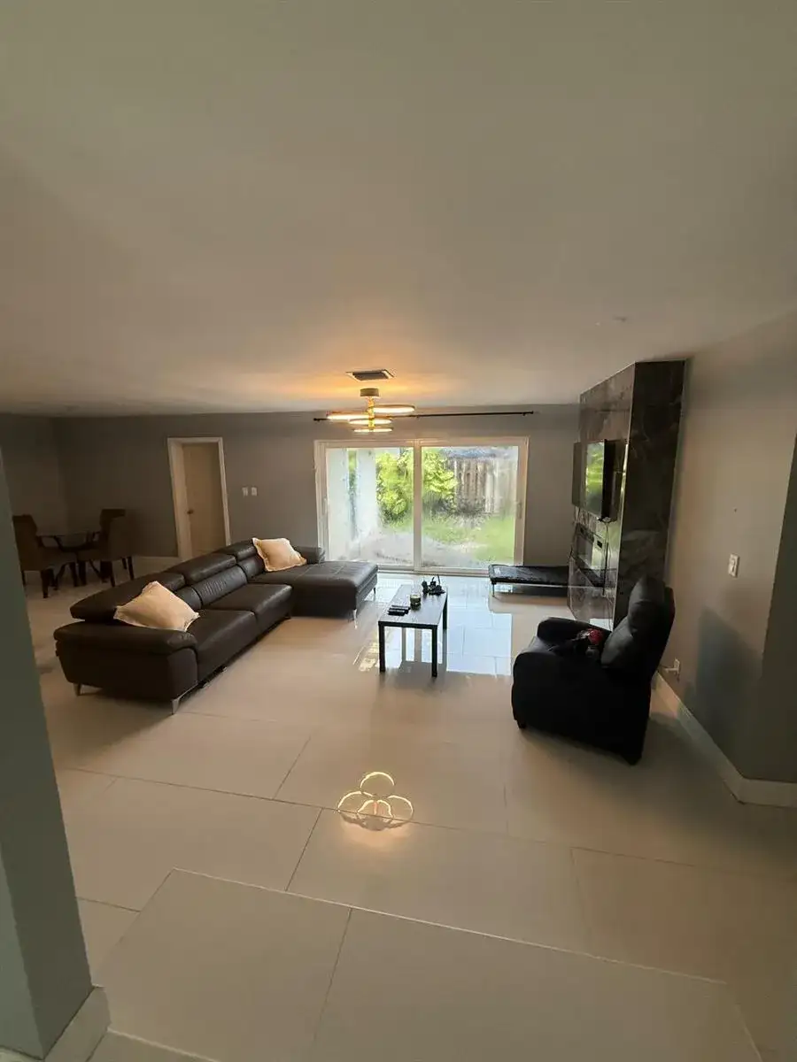 9321 NW 35TH Manor, Sunrise FL 33351 photo 3