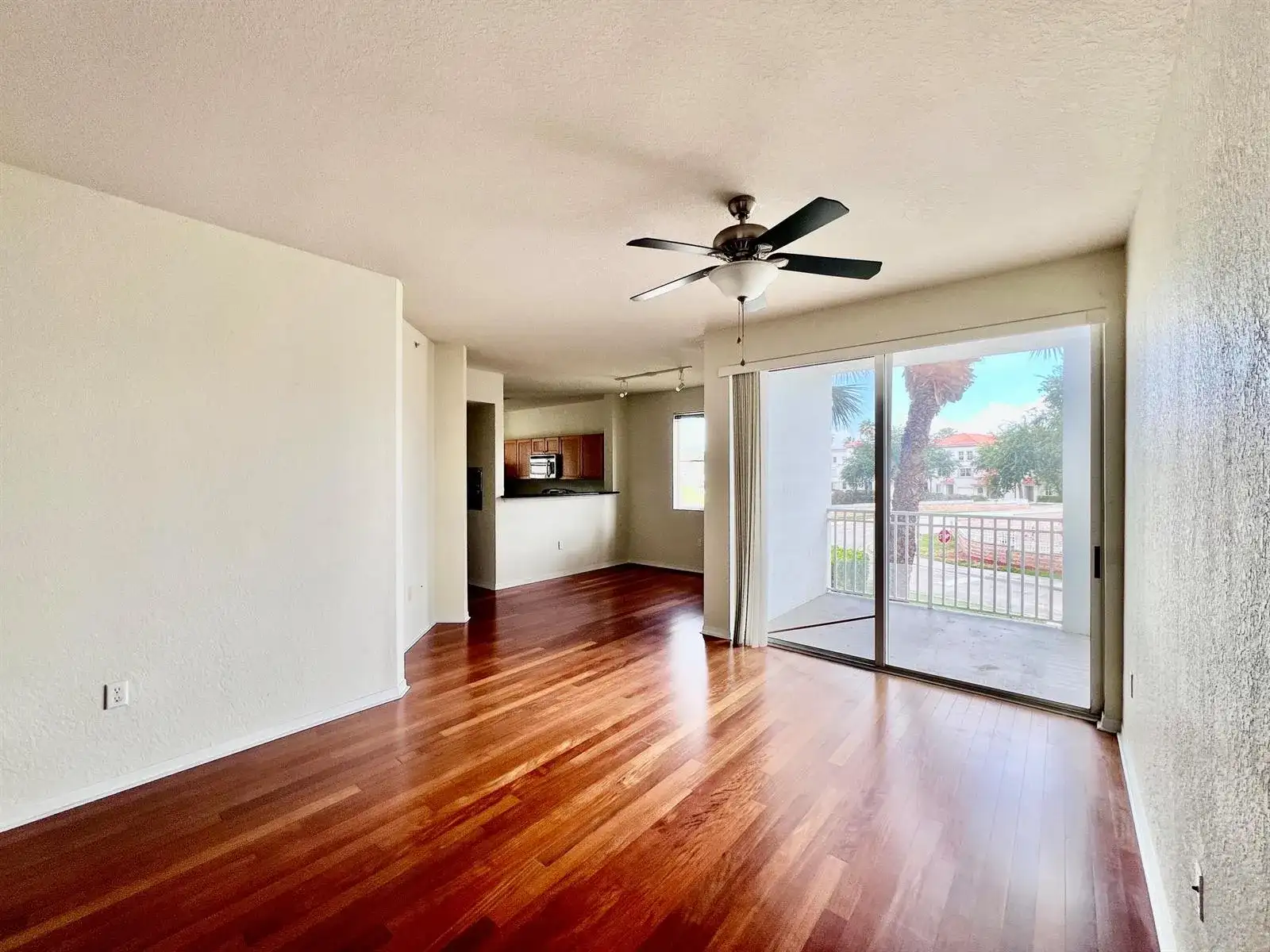 11037 LEGACY Boulevard # 204, Palm Beach Gardens FL 33410 photo 4