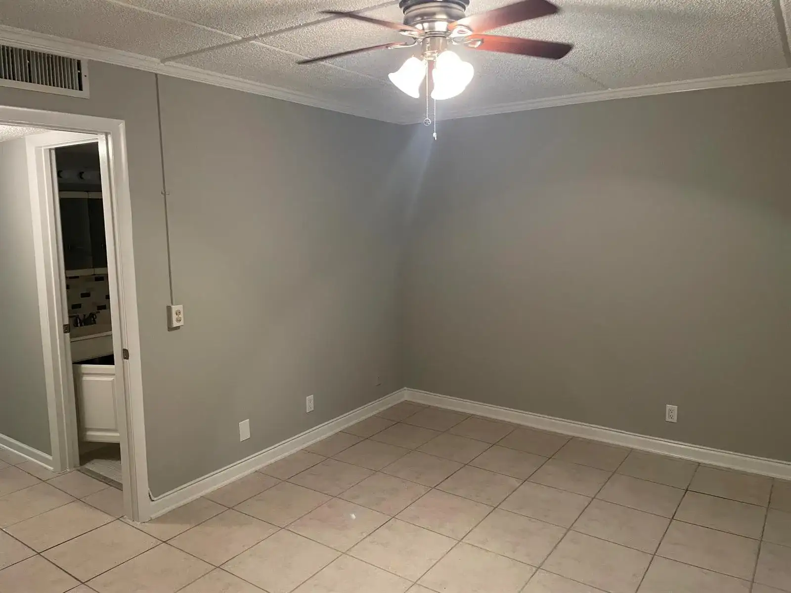 400 Village Green Circle W # 202, Palm Springs FL 33461 photo 3