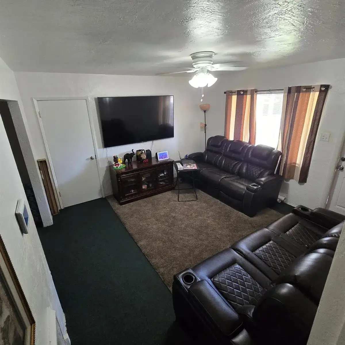 617 NW 13TH Terrace, Fort Lauderdale FL 33311 photo 2