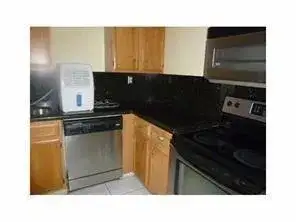 838 CRYSTAL LAKE Drive # 838, Deerfield Beach FL 33064 photo 5